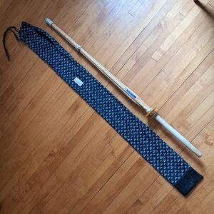 Kendo gi and shinai (e-bogu)